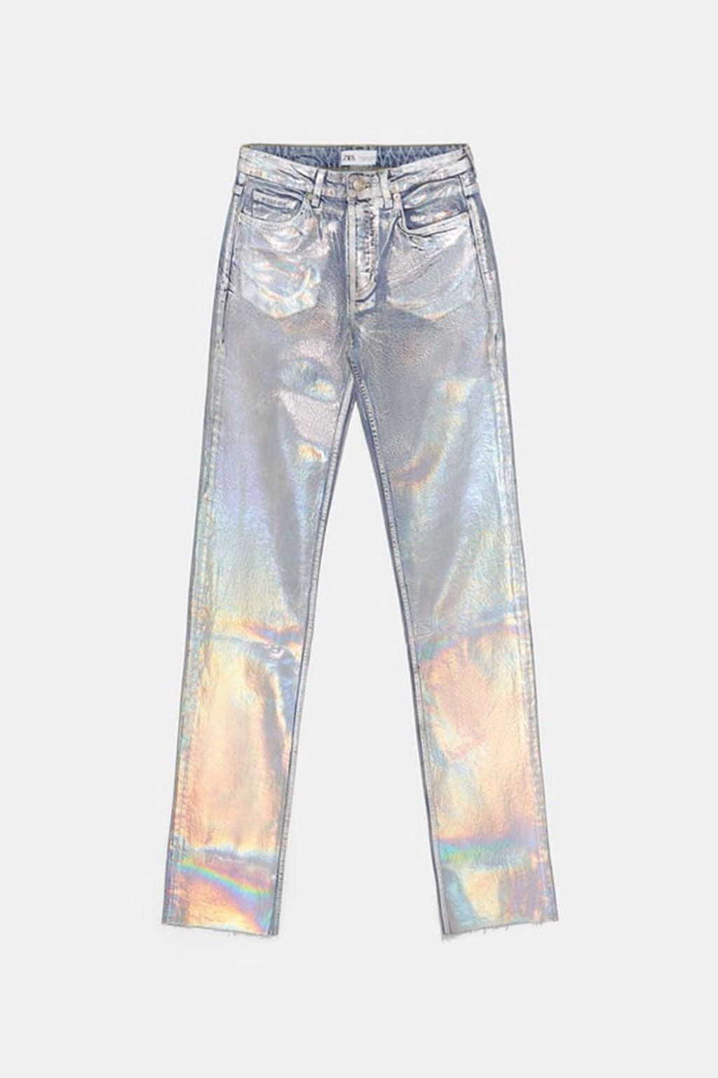 Vaqueros iridiscentes de Zara (precio: 29,95 euros).