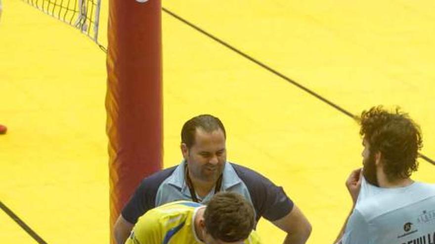 Voleibol, Superliga Masculina: Vecindario-Río Duero Soria