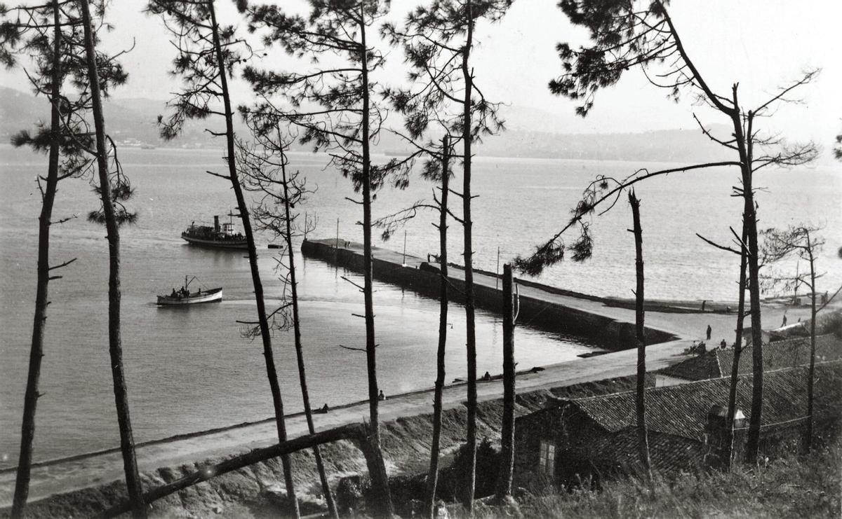 Porto de Moaña aproximadamente no 1930. Foto Sarabia. Cedida pola Autoridade Portuaria á Agrupación Cultural Nós. | AC NÓS