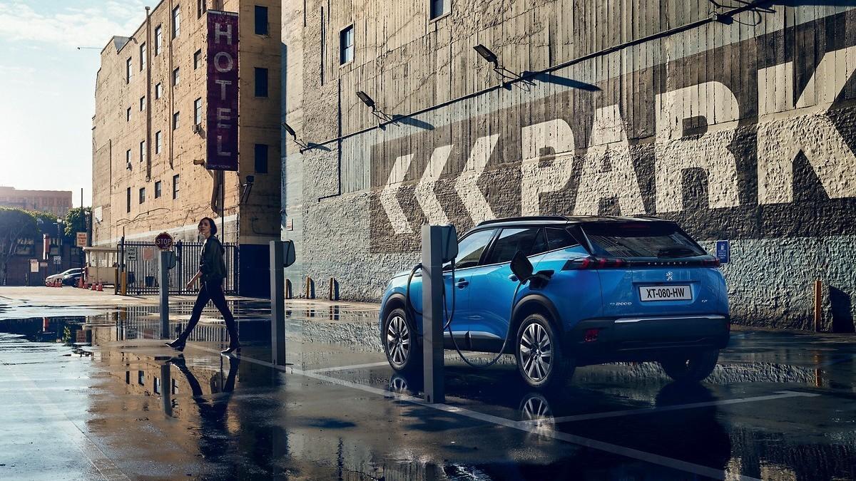 El 14% de los Peugeot 2008 producidos en Vigo son 100% eléctricos