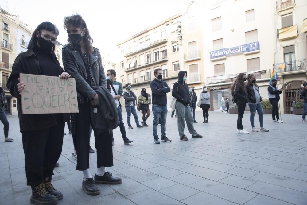 Concentració per defensar els drets dels transsexuals a Manresa