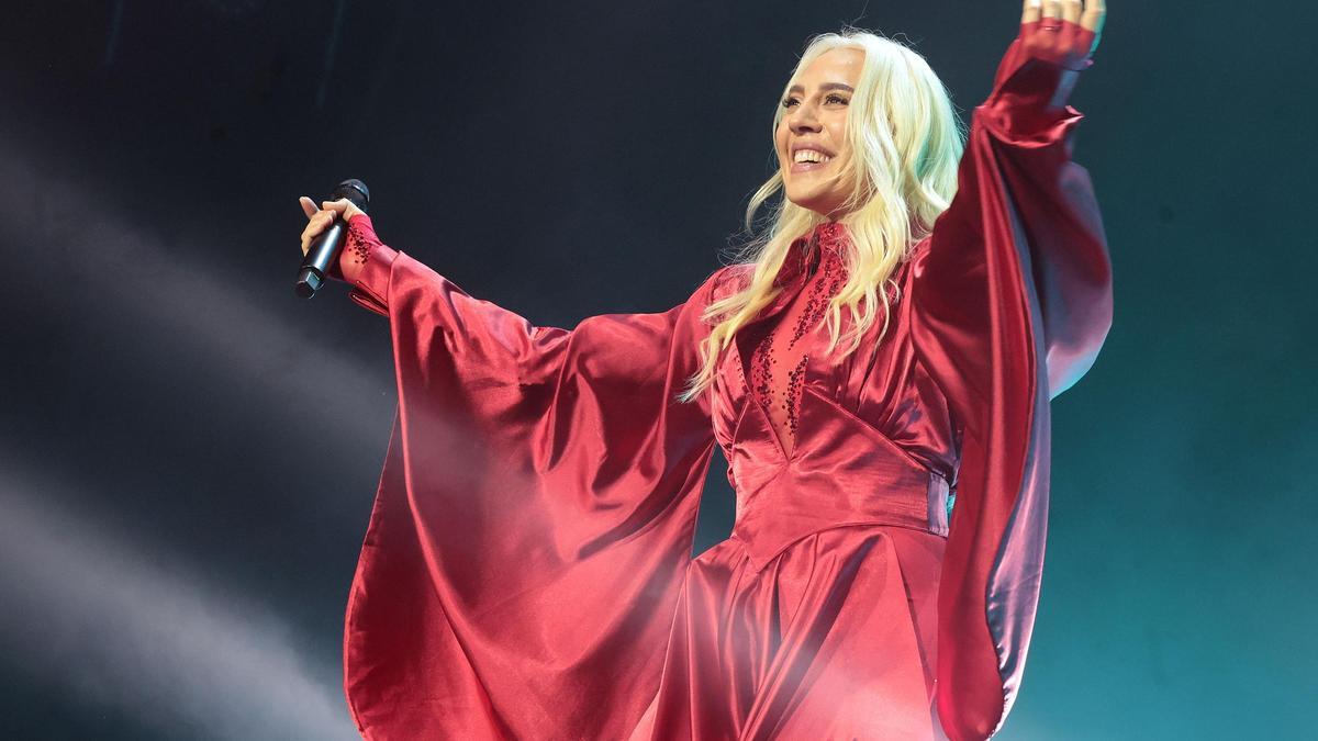 Mónica Naranjo en el Roig Arena.