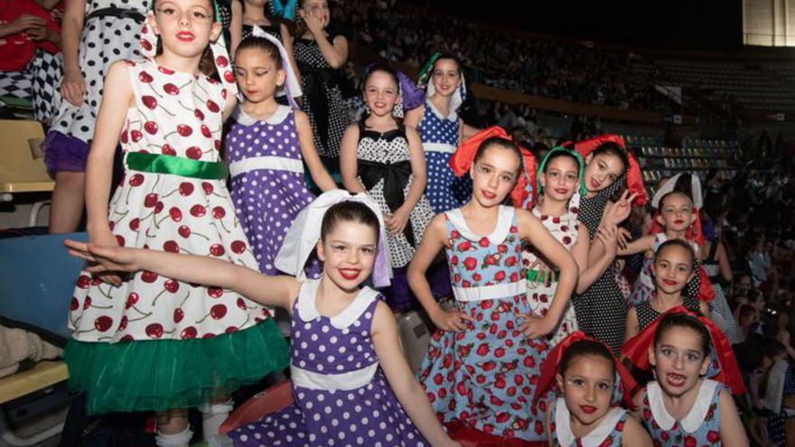 Intercentros abarrota el Coliseum en un festival de solidaridad  | CASTELEIRO/ROLLER AGENCIA