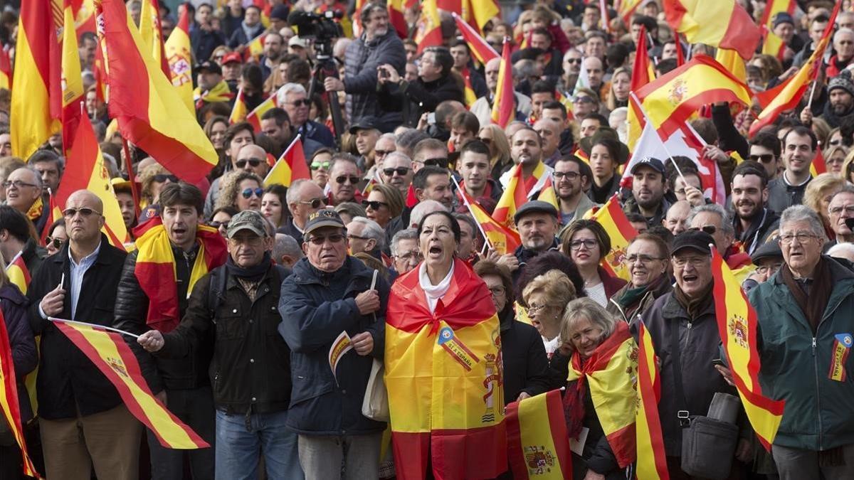 zentauroepp46096138 people listen to speeches during a rally by the right wing v181201134938