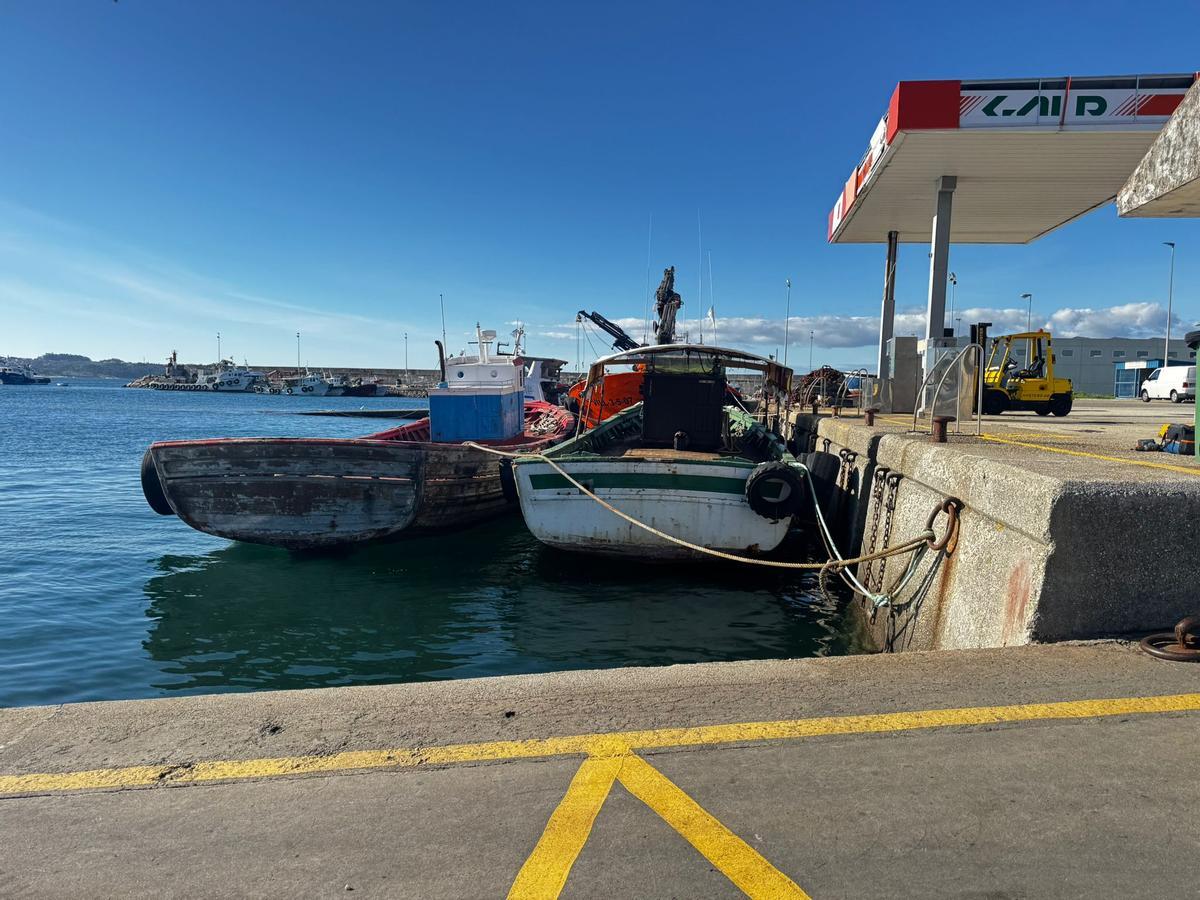 Los bateeiros dicen que hay barcos que no se mueven en meses.