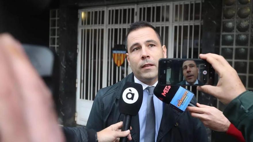 José Pérez, presidente de Libertad VCF, advierte: &quot;Esta junta es ilegal&quot;