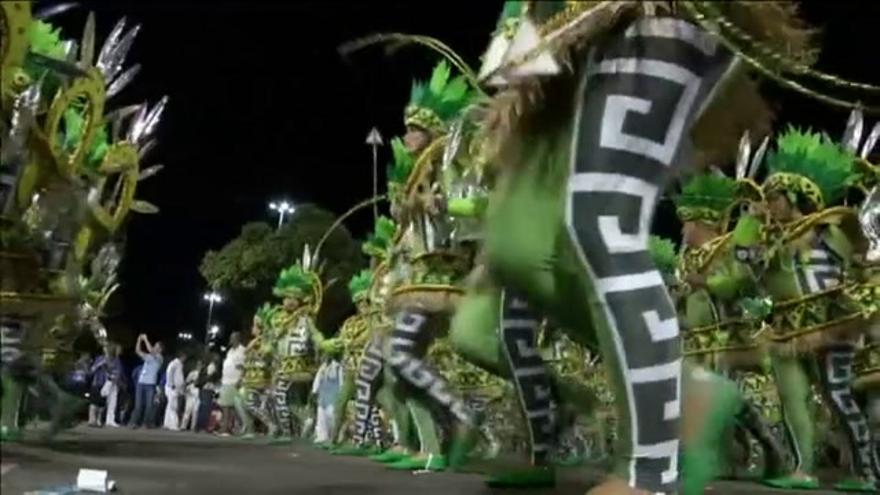 La fiesta en el 'sambódromo', plato fuerte de los carnavales de Río