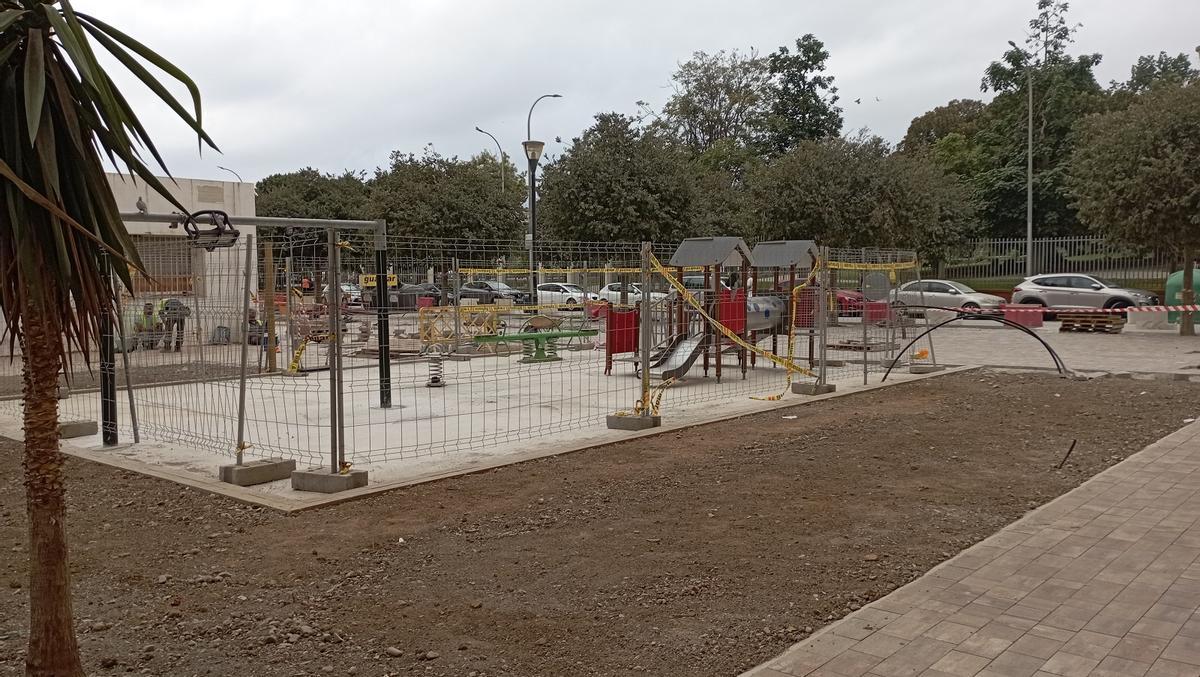 Detalle del nuevo parque infantil en el Jardín de la Hermana Sabina, este mes.