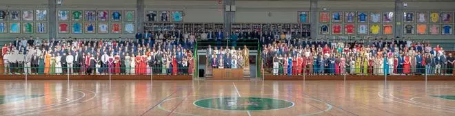 Masiva Graduación de FP en el Liceo La Paz de A Coruña, con mil asistentes