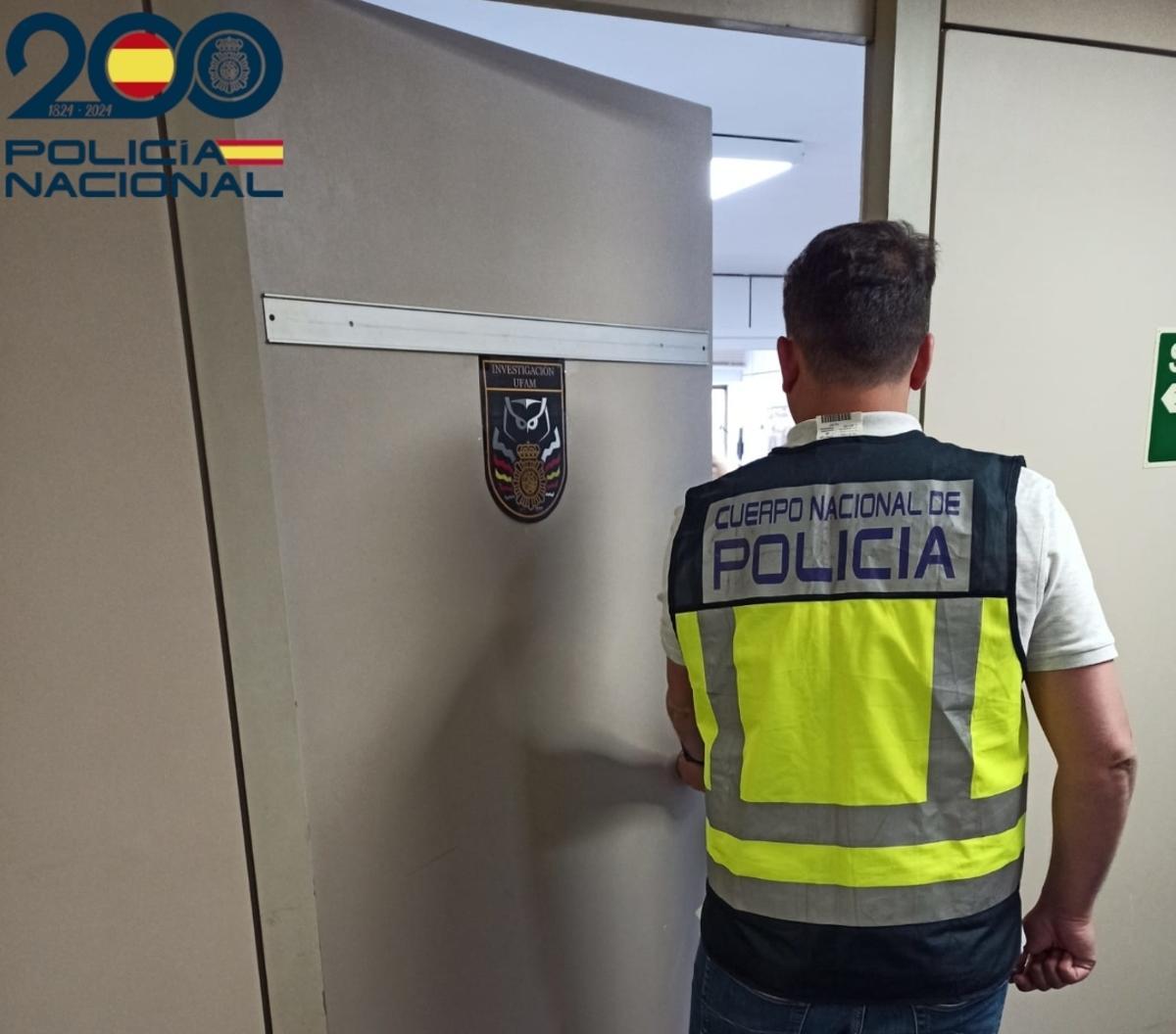La Policía Nacional detuvo al sospechoso.