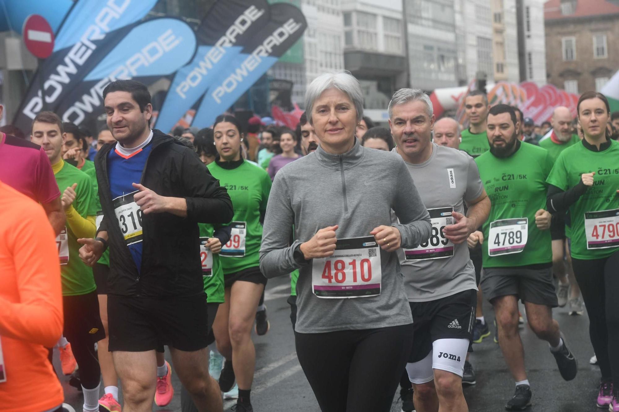 Coruña 21: búscate en la galería de fotos de la carrera de medio maratón en A Coruña