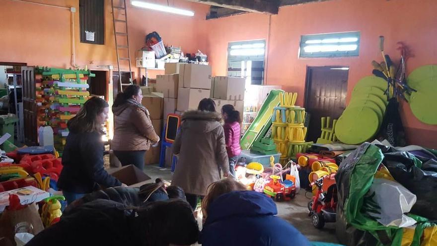 Más de 200 cajas de juguetes para los niños de Siria