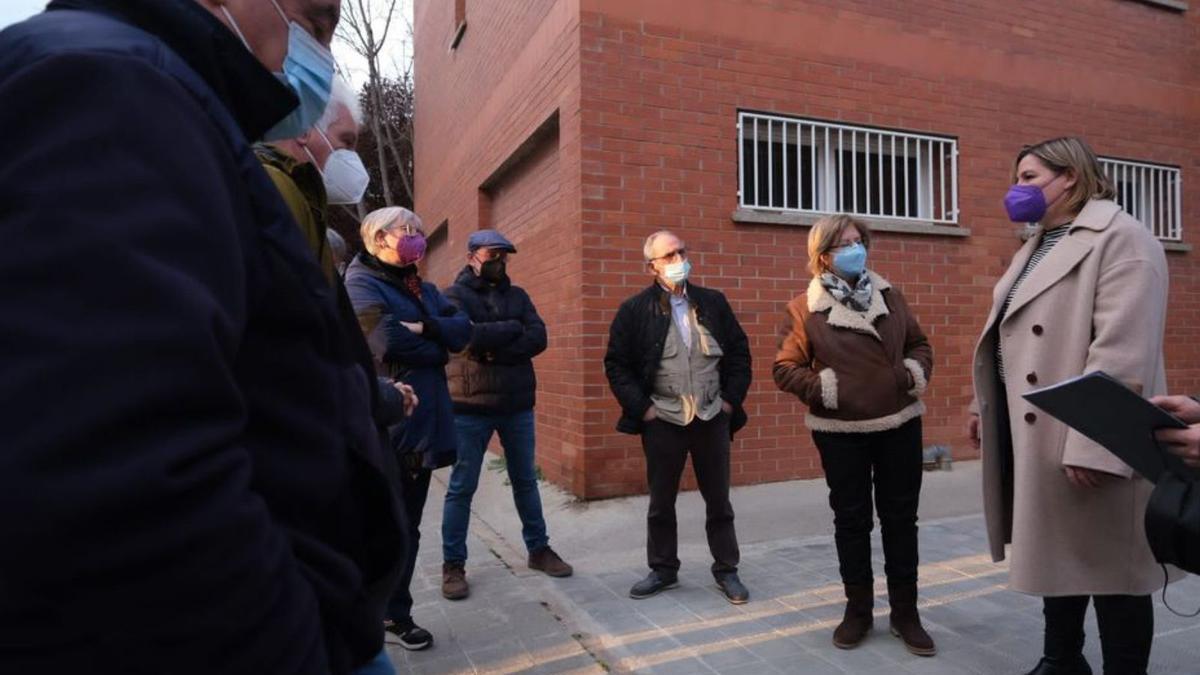 L’alcaldessa Agnès Lladó ha parlat amb els veïns del barri