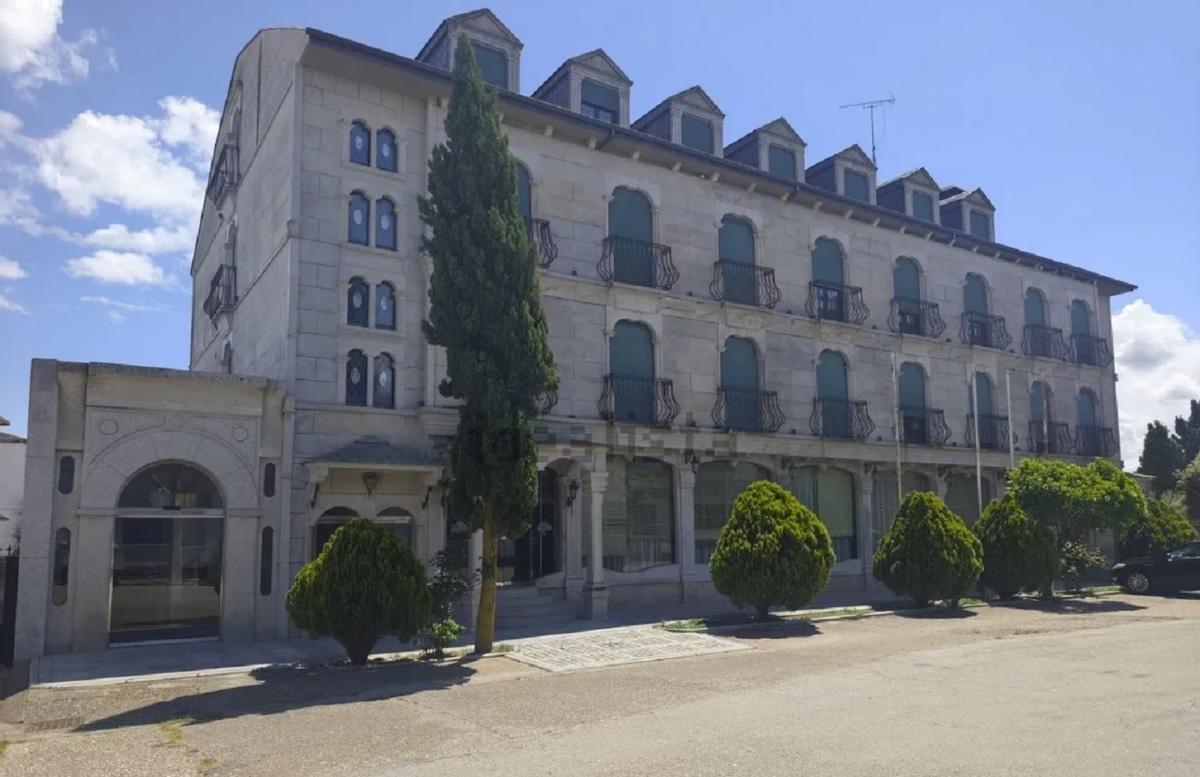 Hotel a la venta en Muga de Sayago