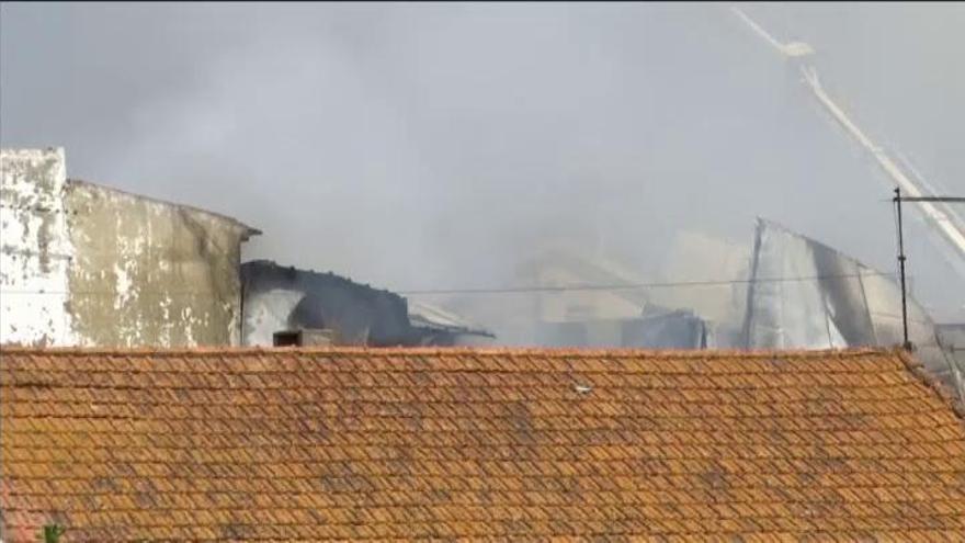 Fallecen cinco personas al estrellarse una avioneta cerca de un supermercado en Portugal