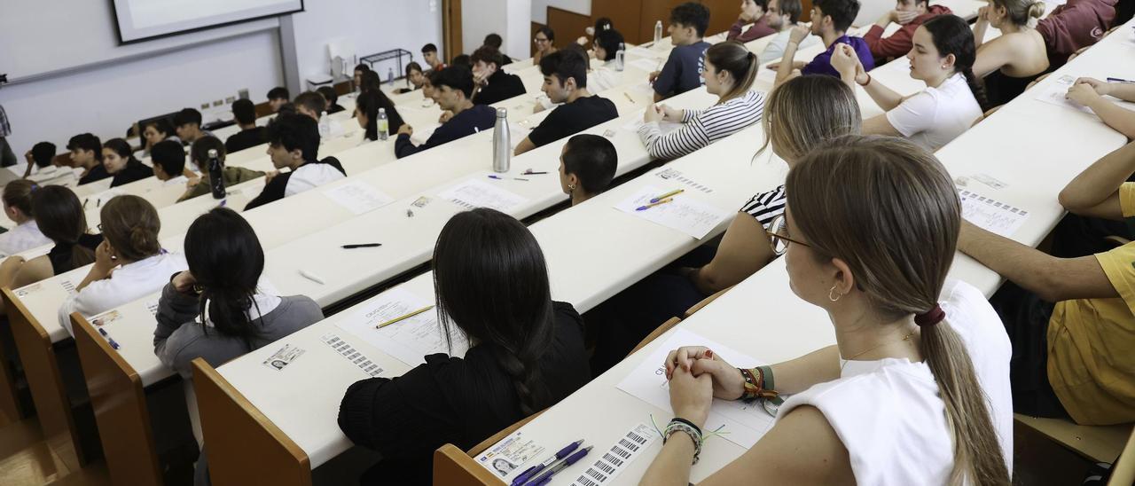 Primer día de selectividad en Galicia