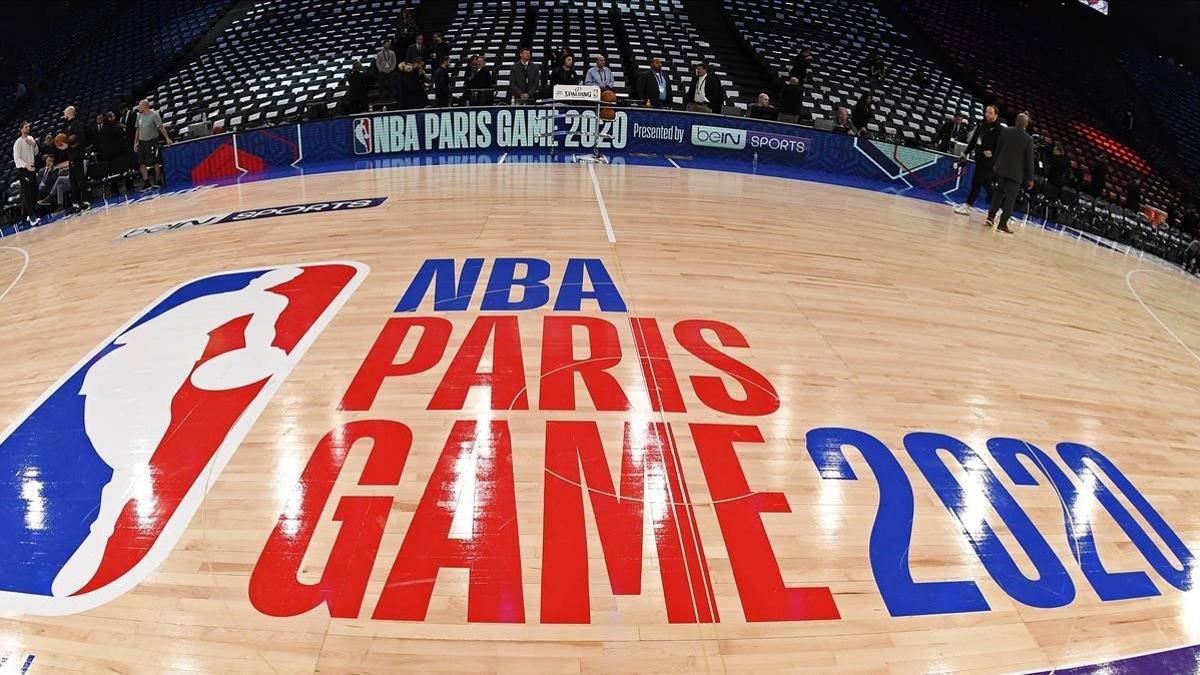 El duelo entre Milwaukee Bucks y Charlotte Hornets se juega en París.