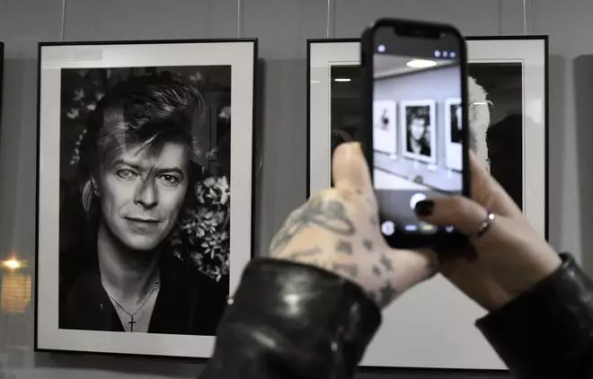 Exposición 'David Bowie Legacy' en el Colegio de Gestores de la Región de Murcia