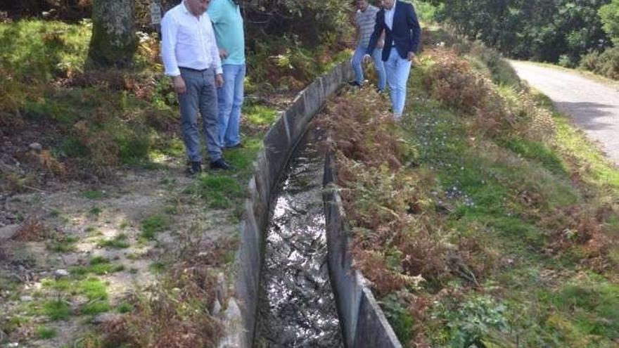 El alcalde inspeccionó el resultado de las obras. // FdV