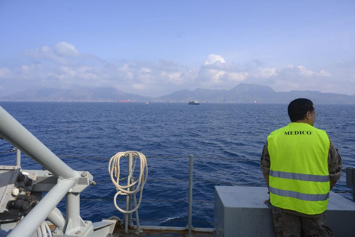 La Armada simula el accidente de un submarina para rescatar a su tripulación