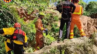 Auxilian a una mujer tras sufrir una caída en los Chorradores de Navarrés