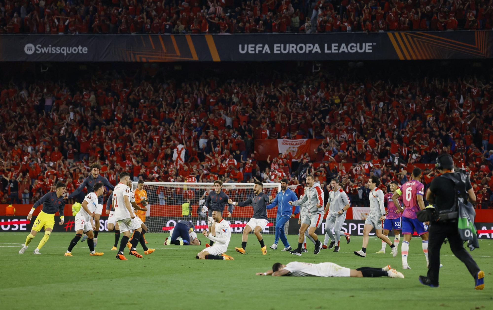 Europa League - Semi Final - Second Leg - Sevilla v Juventus