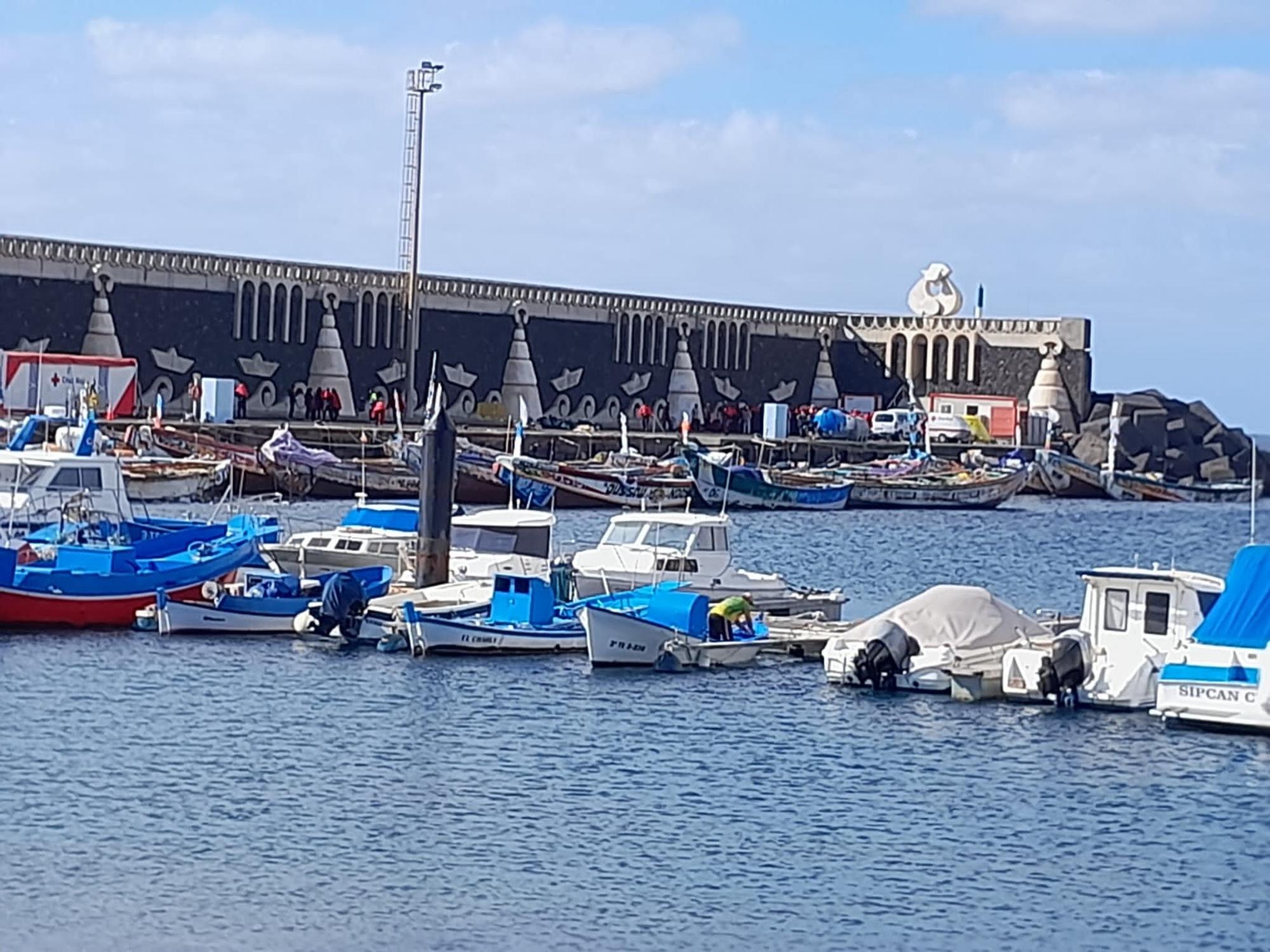 Cayucos "abandonados" en El Hierro