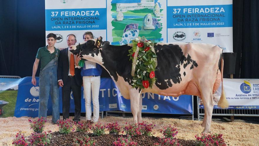 Okarina, de La Asunción, reina en Lalín