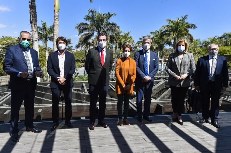 Reunión de la patronal y presidente de Gobierno canario