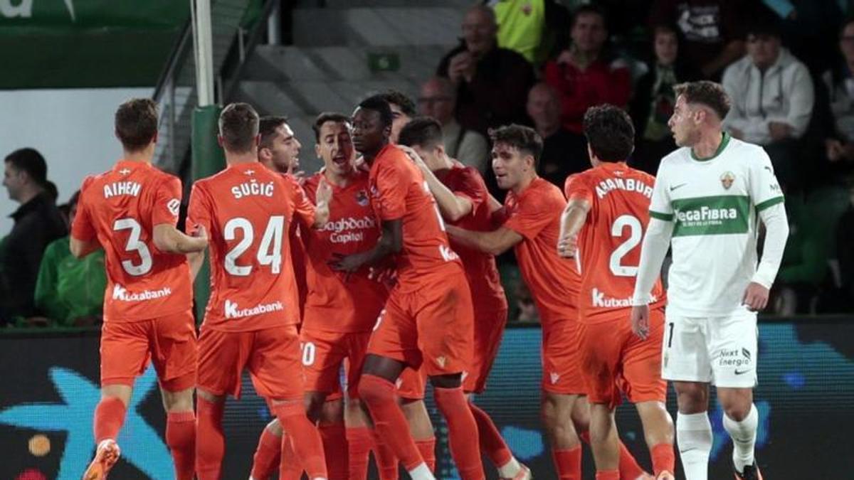 Sadiq provocó el penalti del empate contra el Elche