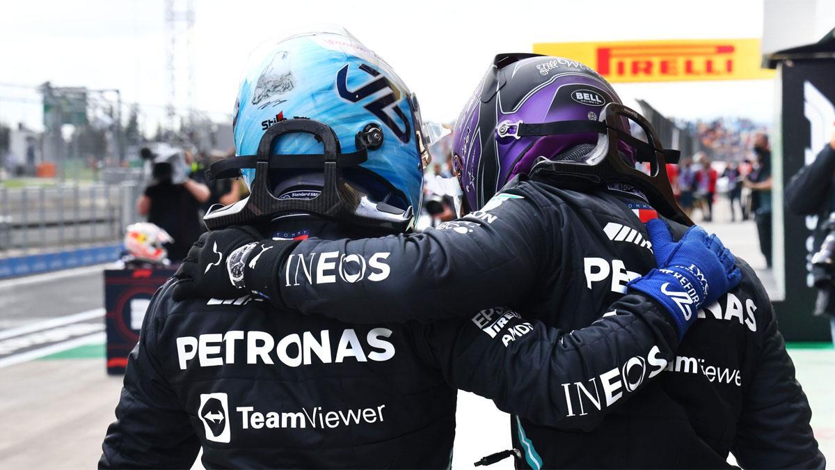 Los Mercedes de Bottas y Hamilton han 'volado' en Estambul