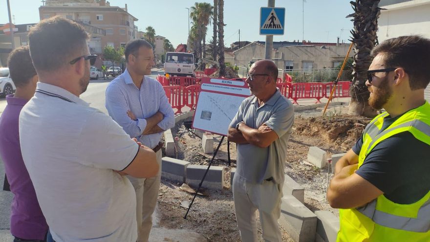 Comienzan los trabajos de renovación de la Avenida Constitución en Sucina