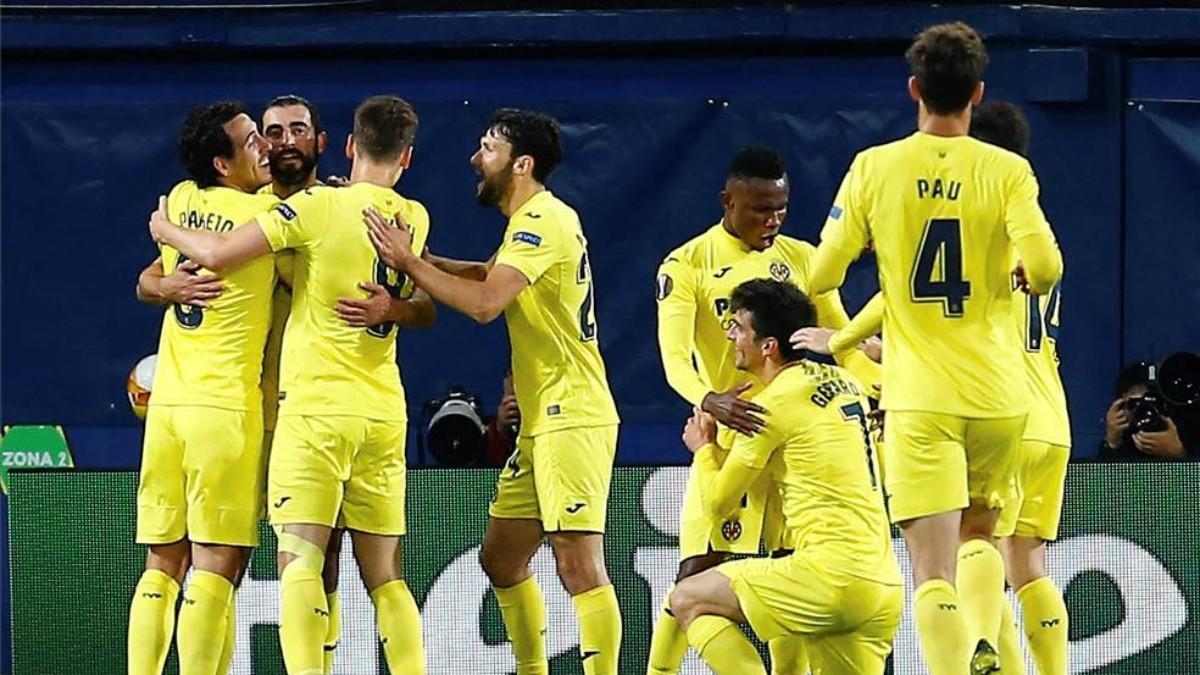Los jugadores del Villarreal celebran un gol este jueves.