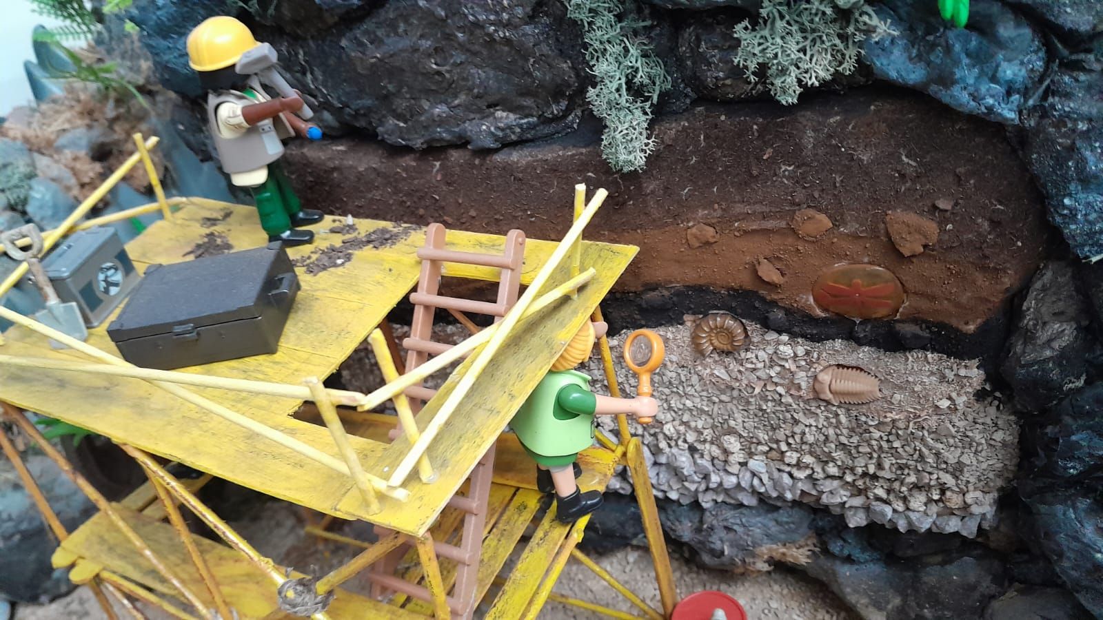 Así es la exposición de Playmobil abierta en El Entrego: un homenaje a la historia de este juguete y también a la de Asturias