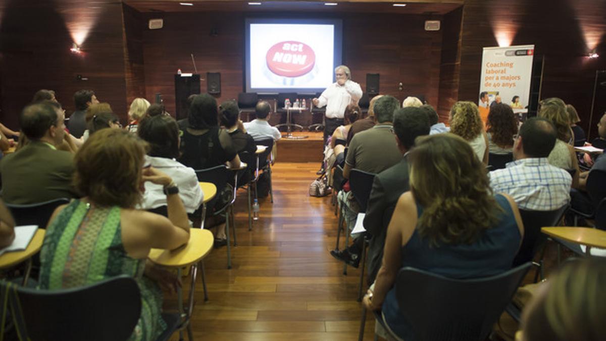 Jornada de presentación de las sesiones de coaching laboral para mayores de 40 años.