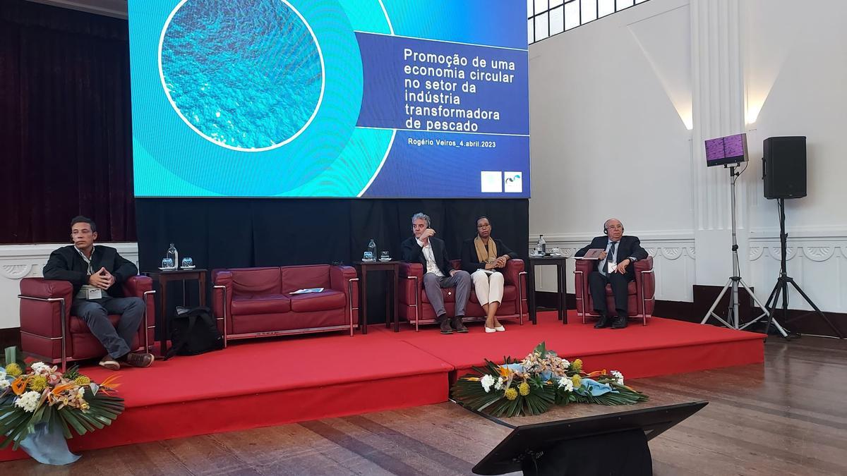 Indicadores matemáticos para elegir mejor las especies marinas, el control de las artes de pesca y la economía circular con espinas transformadas en harina, a debate en Azores