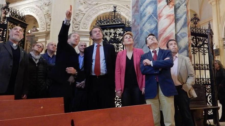 Lafuente, Arroyo y Jódar, ayer en un momento de su visita a los monumentos de Lorca restaurados tras los terremotos.