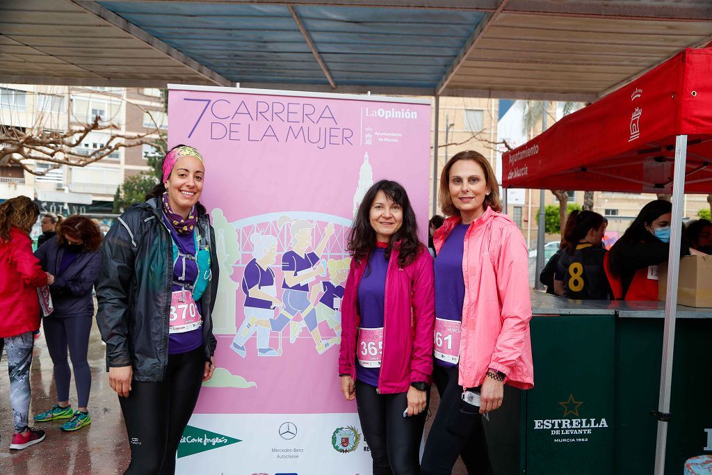 Carrera de la Mujer Murcia 2022: las participantes posan en el photocall