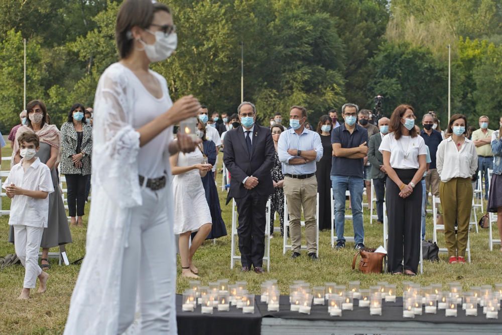 Acte d'homenatge a les víctimes de la covid-19 a Girona