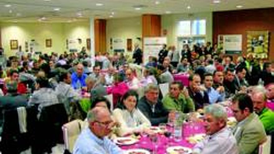 Caja de Extremadura-Liberbank reúne al sector agrícola en su almuerzo anual