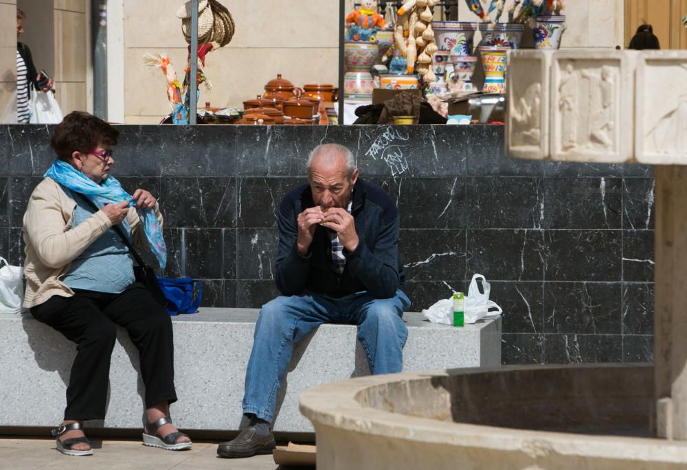 Miles de personas en el domingo de Santa Faz