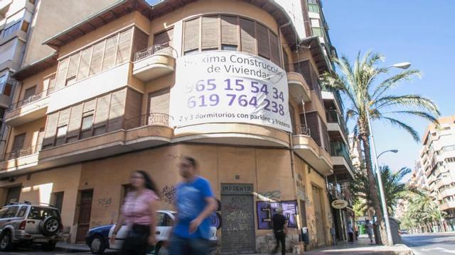 Una promotora pide permiso para derribar un edificio incluido en el Catálogo de Protecciones