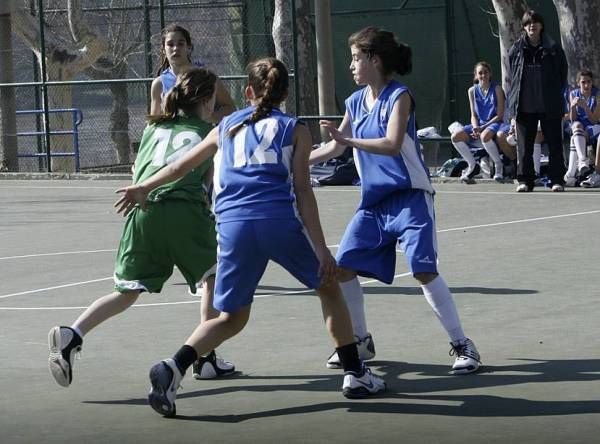 BALONCESTO: Maristas-Helios (liga de escuelas) / St Casablanca-Helios (preinfantil femenino)  / Compañía de María-Helios (benjamín femenino)  / Alierta-Helios (alevín femenino B)