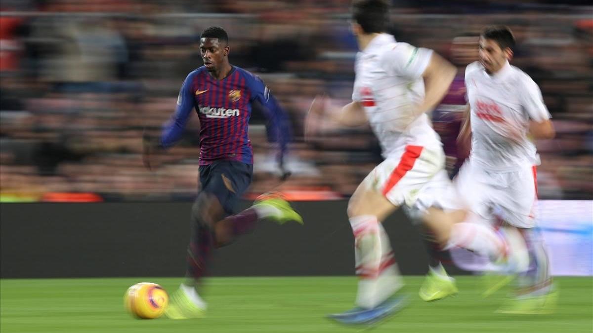 Ousmane Démbelé, en una acción del partido ante el Eibar