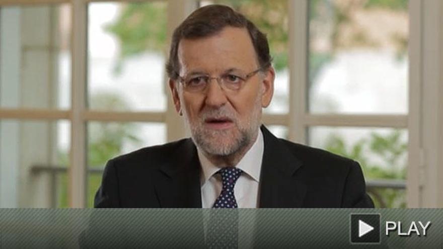 Rajoy: &quot;Ser serio es cumplir y no significa no divertirse&quot;