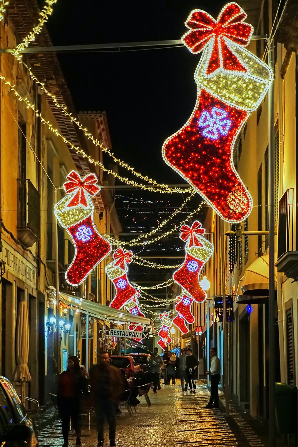 Durante la Navidad, la isla de Maidero se llena de luces