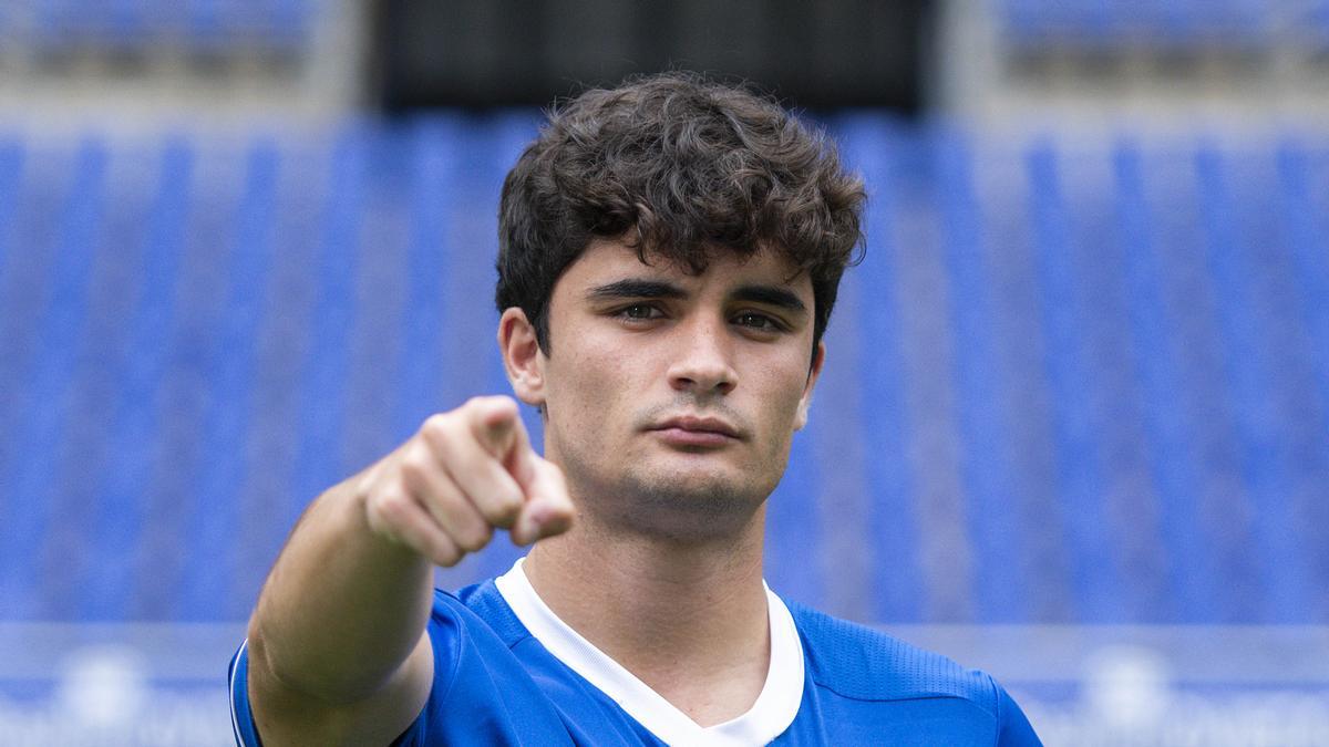 Así luce la nueva equipación del Real Oviedo