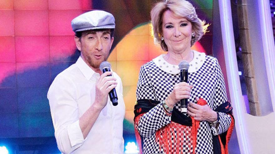 Esperanza Aguirre canta con Pablo Motos.