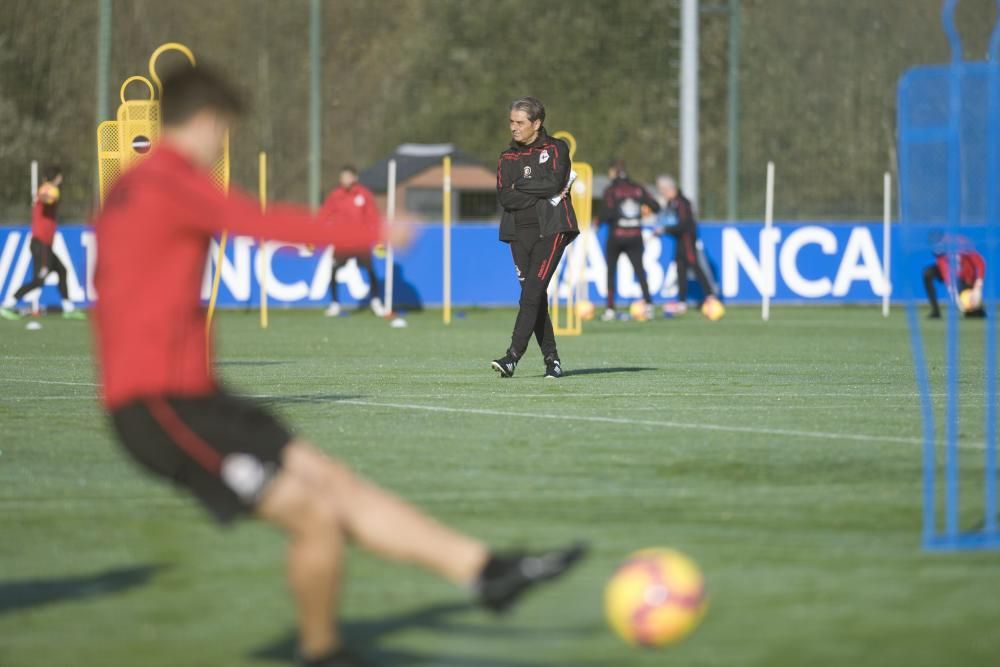 Los jugadores se han entrenado a las órdenes de Natxo González en el penúltimo entrenamiento de la semana antes del partido del sábado en Riazor.