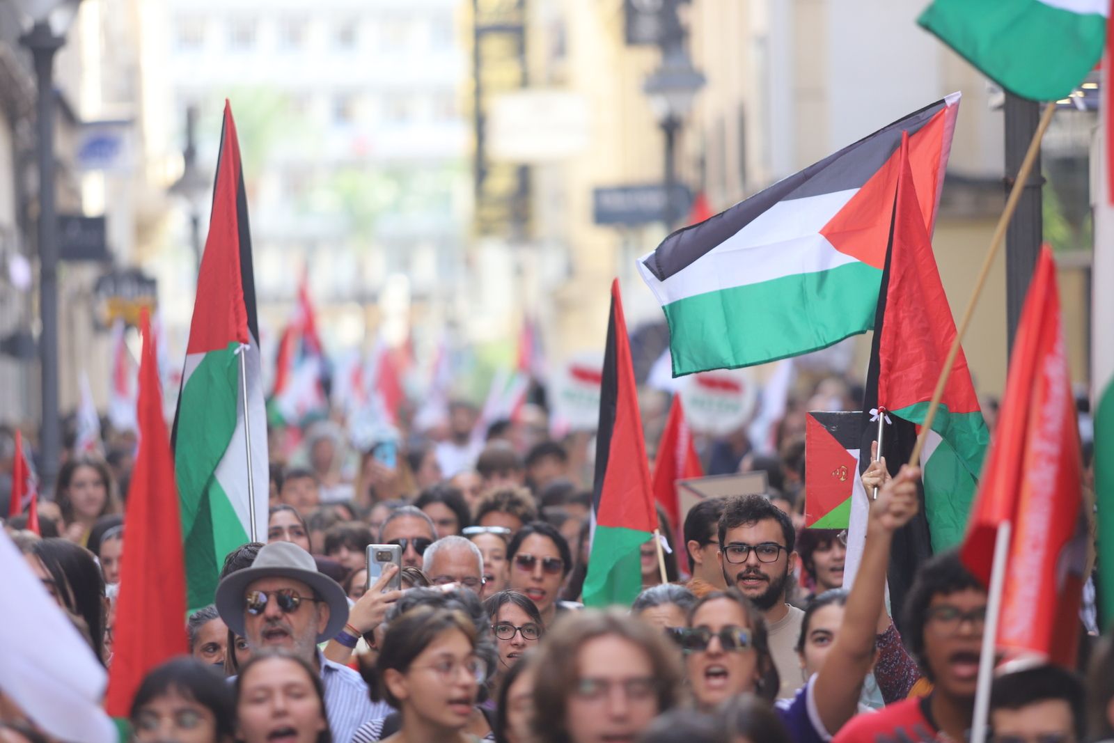 La manifestación estudiantil por Palestina, en imágenes